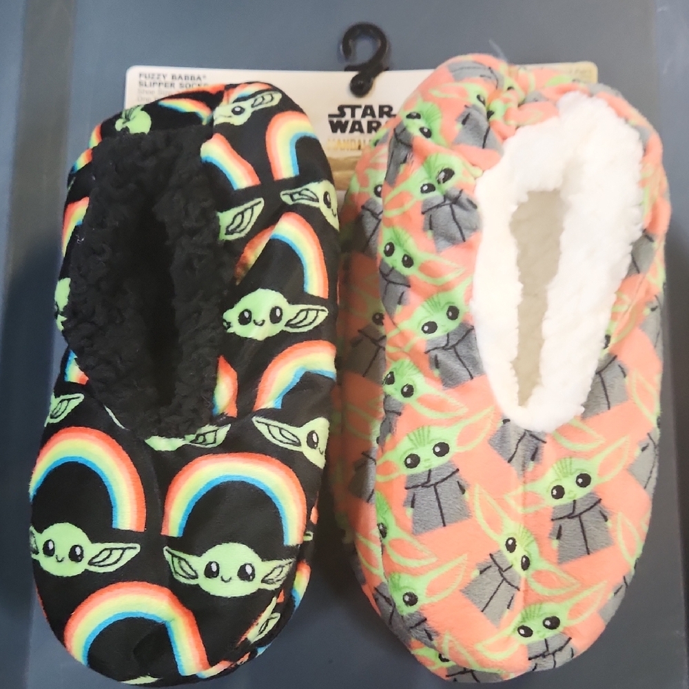 Star Wars Baby Yoda Slippers - Black and Peach